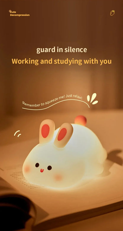 Luminária Coelho de silicone Touch LED da Gleff, abajur infantil recarregável com design de coelho fofo e luz suave.
