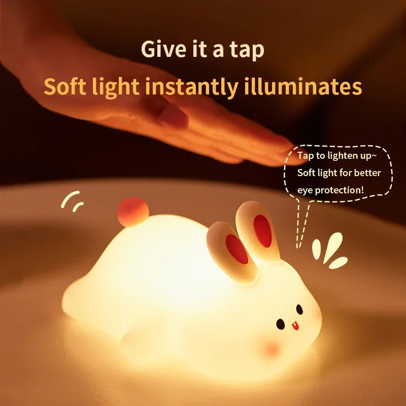 Luminária Coelho em silicone da Gleff com luz LED touch, abajur infantil recarregável, ideal para quarto de criança.
